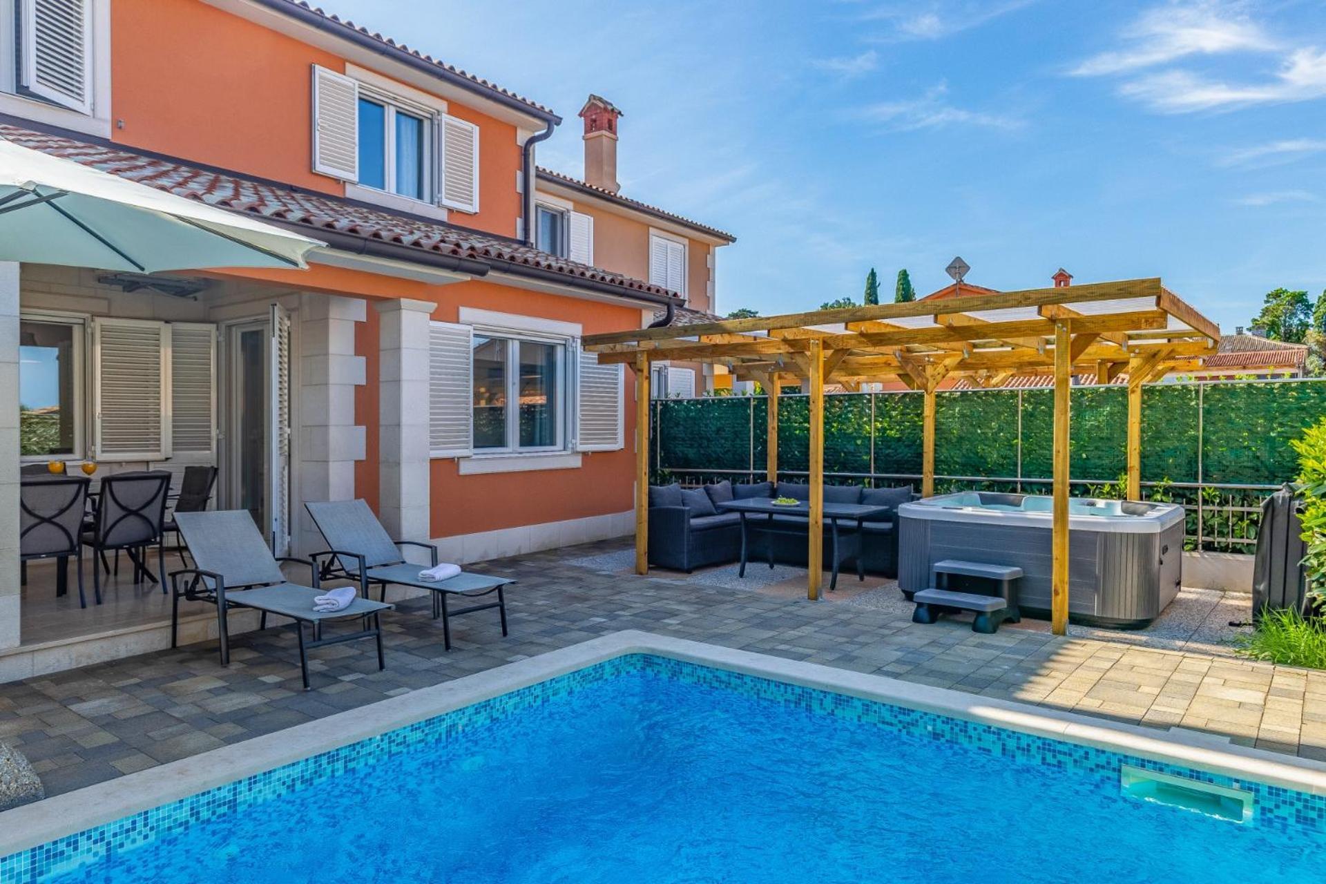 PUY Villas Lotus With Pool And Jacuzzi מראה חיצוני תמונה