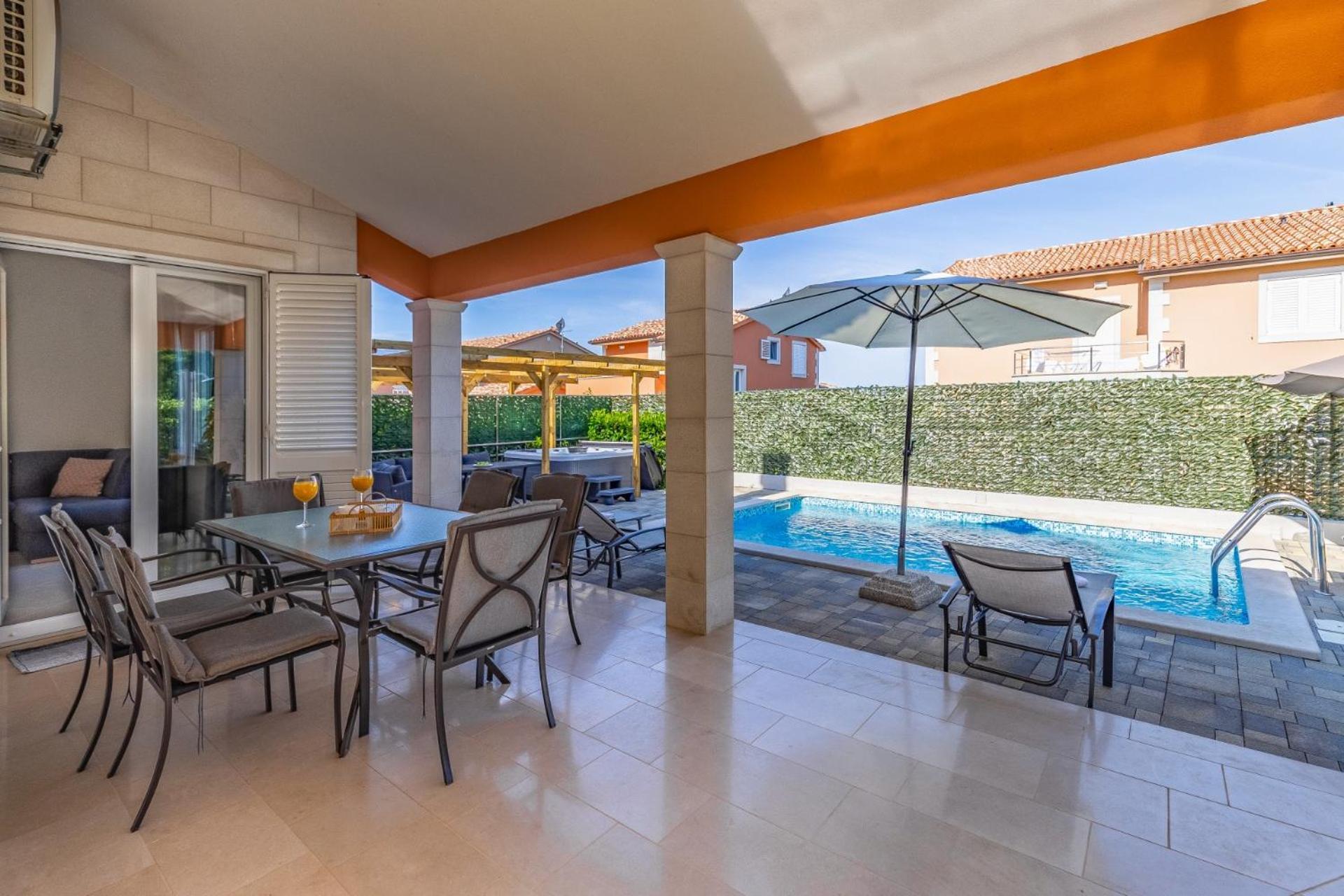 PUY Villas Lotus With Pool And Jacuzzi מראה חיצוני תמונה