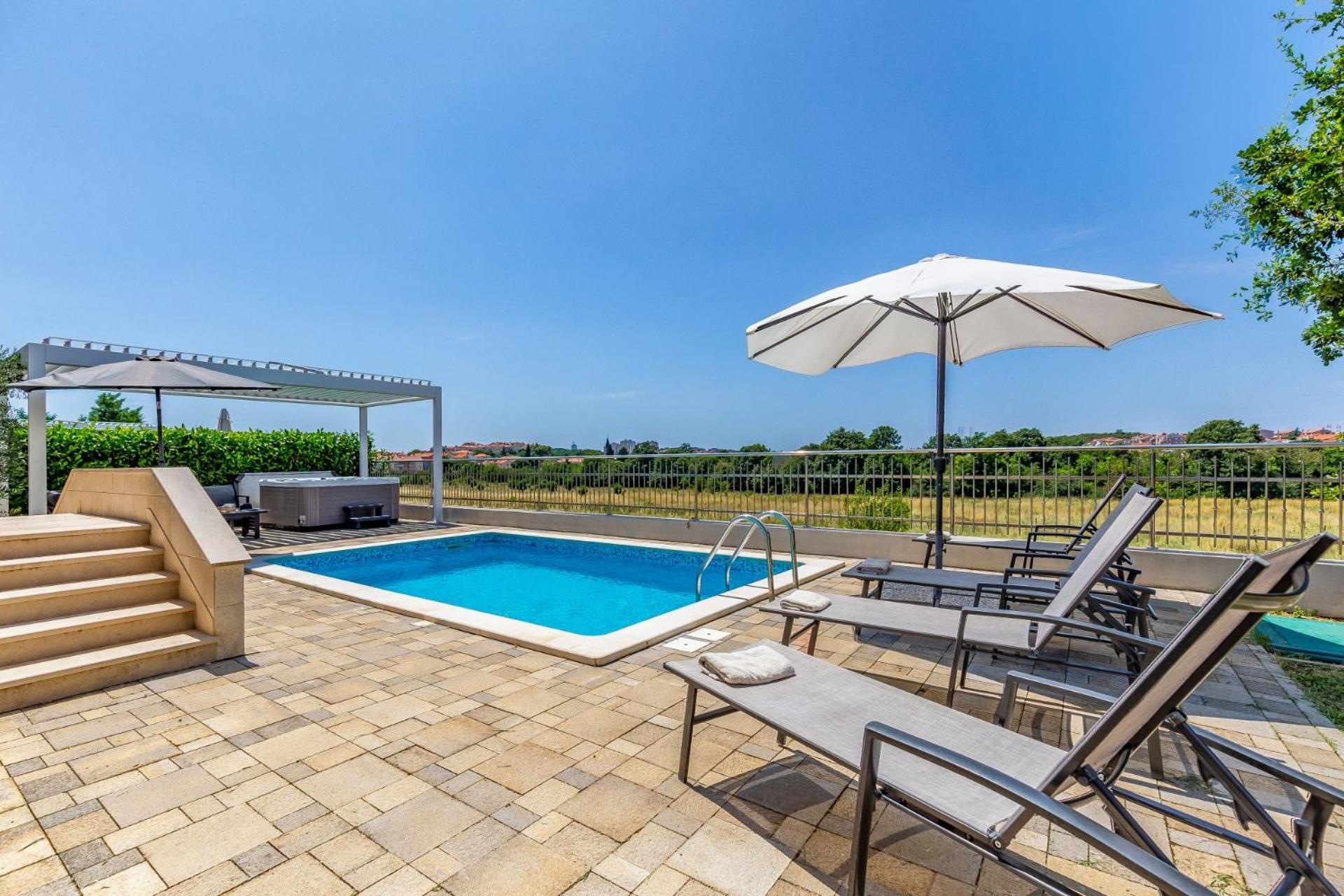 PUY Villas Lotus With Pool And Jacuzzi מראה חיצוני תמונה